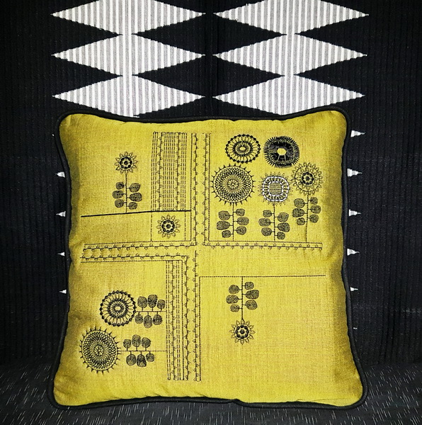 Contemporary Chic Machine Embroidery Designs by Stitchingart. Retro style cushion.