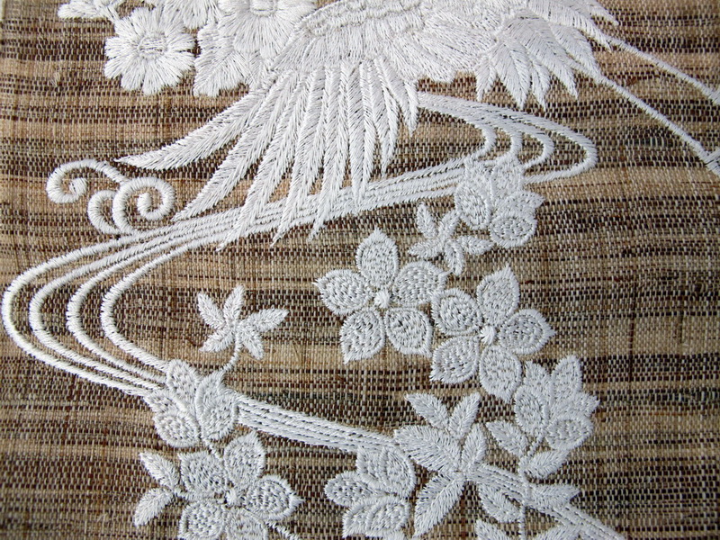 Hiroto Machine Embroidery Designs. Wall Hanging with bird and flowers. Japanese style design