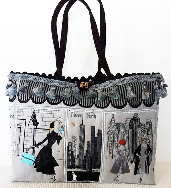 New York Machine Embroidery Designs by Stitchingart. Embroidered bag. Front of bag.