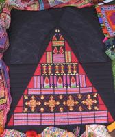 Textured Pyramid Machine Embroidery Designs