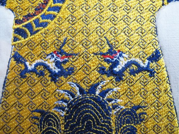 Machu Robes, machine embroidery designs, kimono, dress, dragon, artistic, decorative, pattern, China, cushion, roll pillow, picture frame, wall hanging