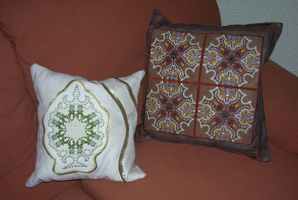 Rhapsody, machine embroidery designs, patterns, artistic, decorative, floral, flowers, beautiful different, cushion, pillow, handbag, bag, purse