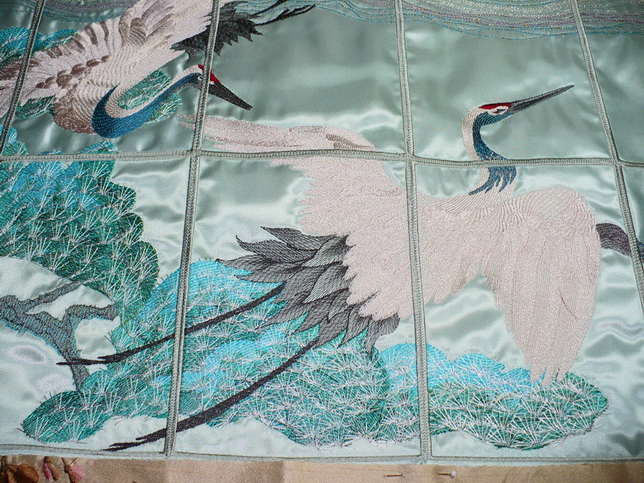 Touching Silk, machine embroidery designs, crane, bird, tree, blossom, floral, flowers, feathers, patchwork, oriental, asian inspired, wall hanging, pillow, cushion, clothing, top, shirt, blouse, fashion, artistic, decorative