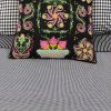 Paisley, machine embroidery designs, foral, flowers, artistic, decorative, patterns, swirls, whimsical, love heart, birds, stars, pretty, beautiful, flower pot, quilt, cushion, pillow, bag, handbag, purse, patchwork