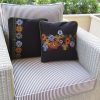 Retro, machine embroidery designs, bee, flowers, dandelions, flower pot, bouquet, swirls, cushion, pillow, handbag, bag, purse, clothing, top, blouse, placemat, homewares, home decor