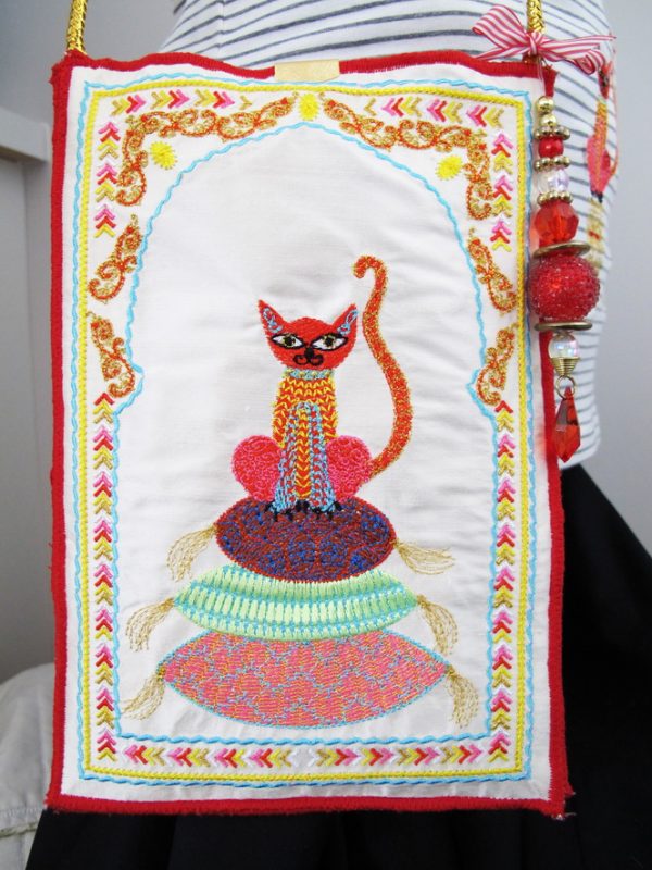 Syrian Cats, machine embroidery designs, cat, cushion, decorative, middle eastern, patterns, decorative, artistic, top, shirt, blouse, clothing, bag, handbag, jewellery box, bookmark, homewares. home decor