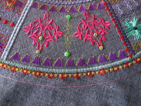 Feast of Colour Machine Embroidery Design Instructions