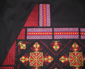 Textured Pyramid Machine Embroidery Design Instructions